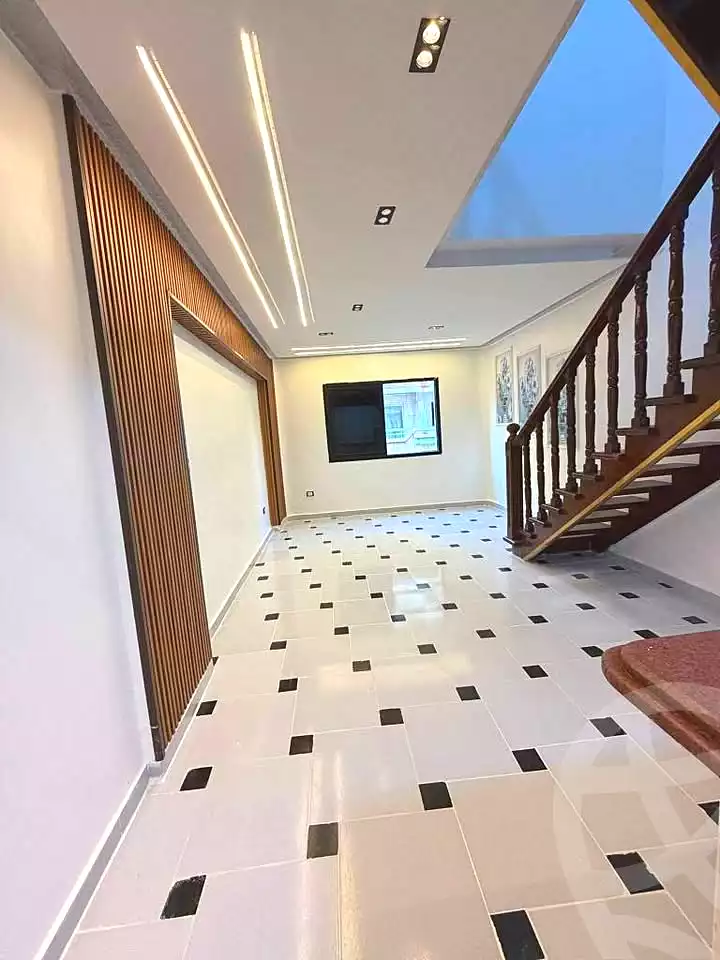 https://aqarmap.com.eg/ar/listing/7162107-for-sale-alexandria-al-agamy-shataa-el-nakheel