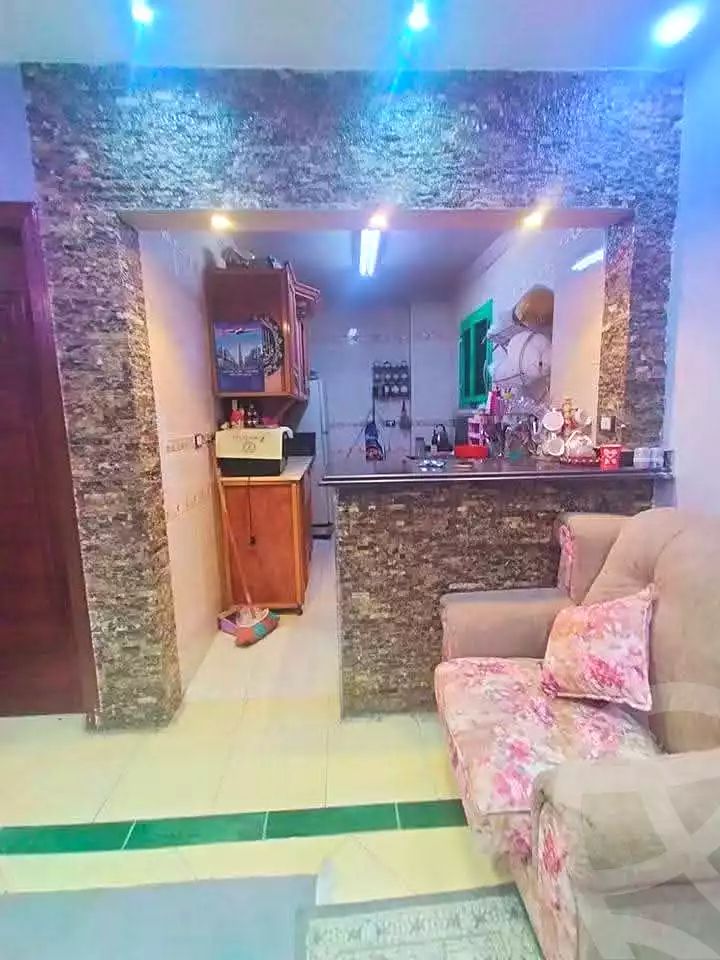 https://aqarmap.com.eg/ar/listing/7162126-for-sale-cairo-helwan-helwan-el-sharkeya-heidar-st