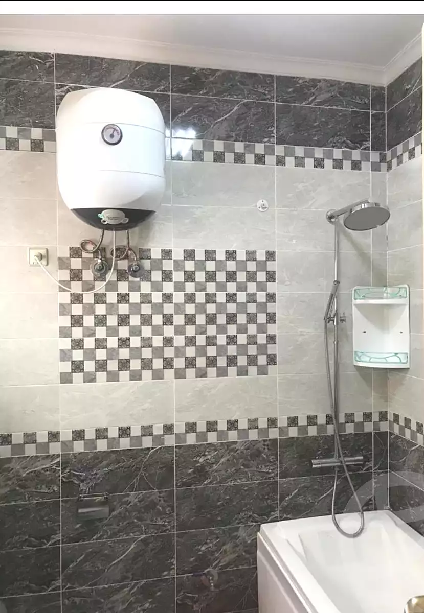 https://aqarmap.com.eg/ar/listing/6418360-for-rent-cairo-new-cairo-el-banafsg-el-banafsag-omarat-qt-342