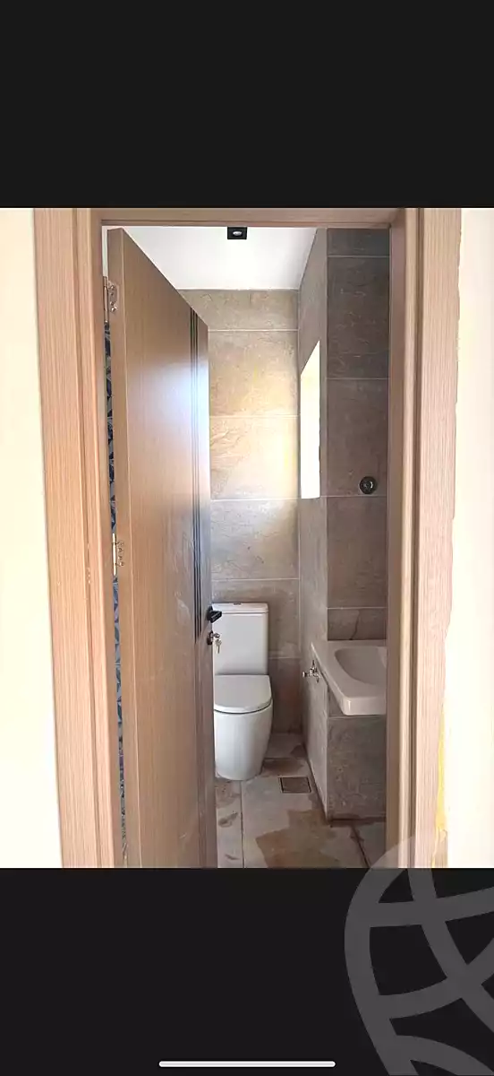 https://aqarmap.com.eg/ar/listing/7162739-for-sale-cairo-el-sheikh-zayed-city-el-hay-el-thaleth-ashaer-area-3-el-salam-st