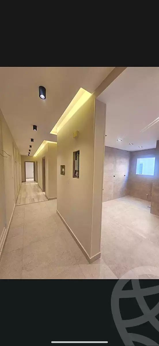 https://aqarmap.com.eg/ar/listing/7162739-for-sale-cairo-el-sheikh-zayed-city-el-hay-el-thaleth-ashaer-area-3-el-salam-st