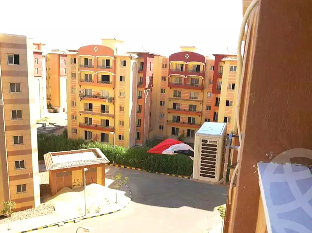 https://aqarmap.com.eg/ar/listing/7162904-for-sale-cairo-6th-of-october-hadaeq-october-compounds-raya-city