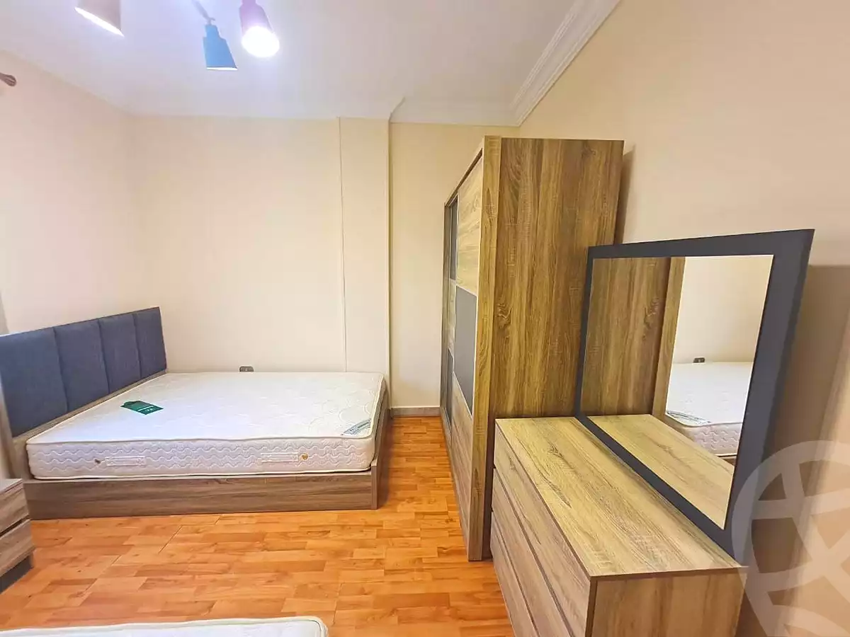 https://aqarmap.com.eg/ar/listing/7162913-for-rent-cairo-el-sheikh-zayed-city-compounds-hadayek-el-mohandiseen