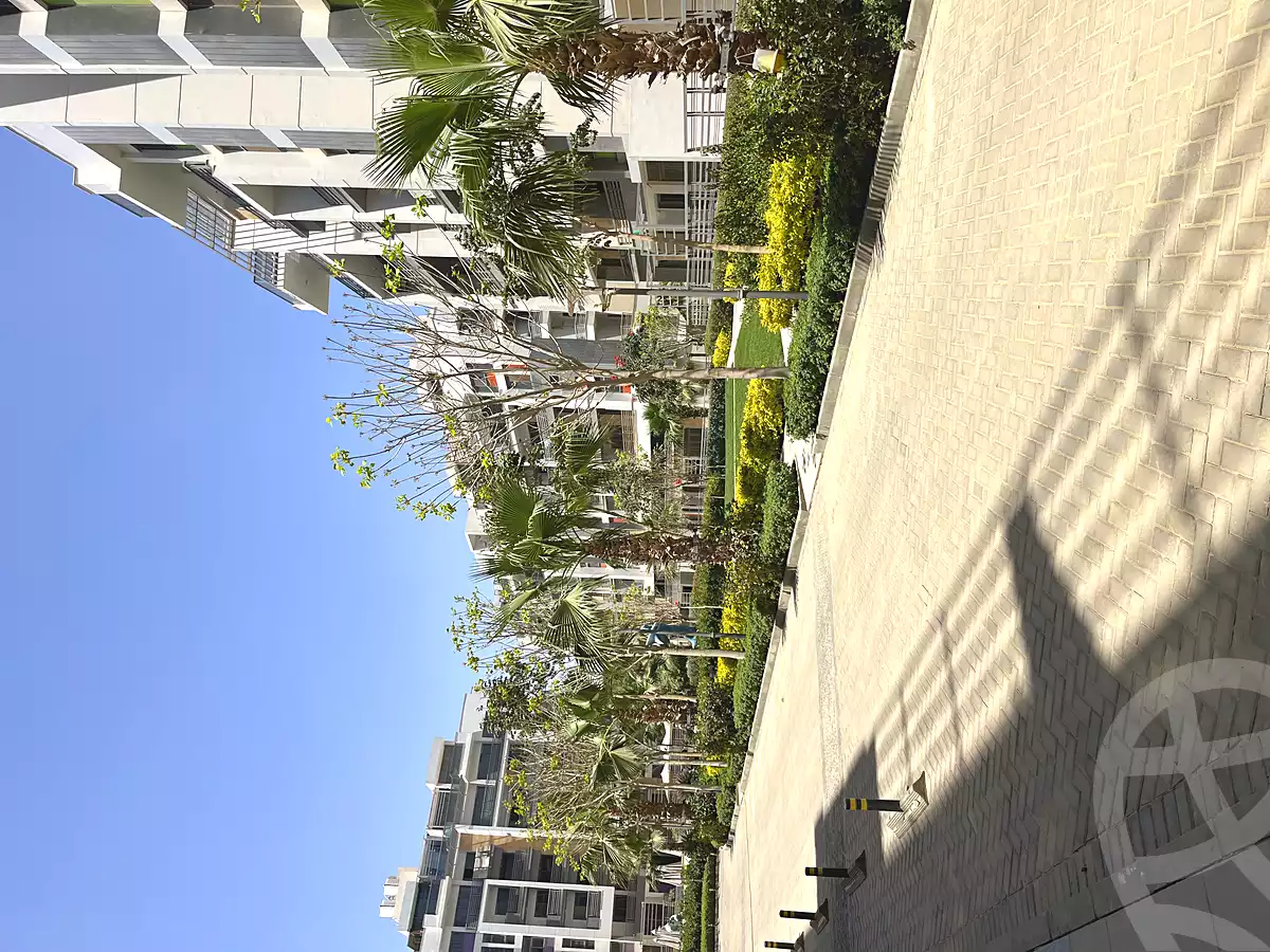 https://aqarmap.com.eg/en/listing/6935500-for-sale-cairo-new-cairo-compounds-dh-ykwn-2-ryzydns-styl-hwm