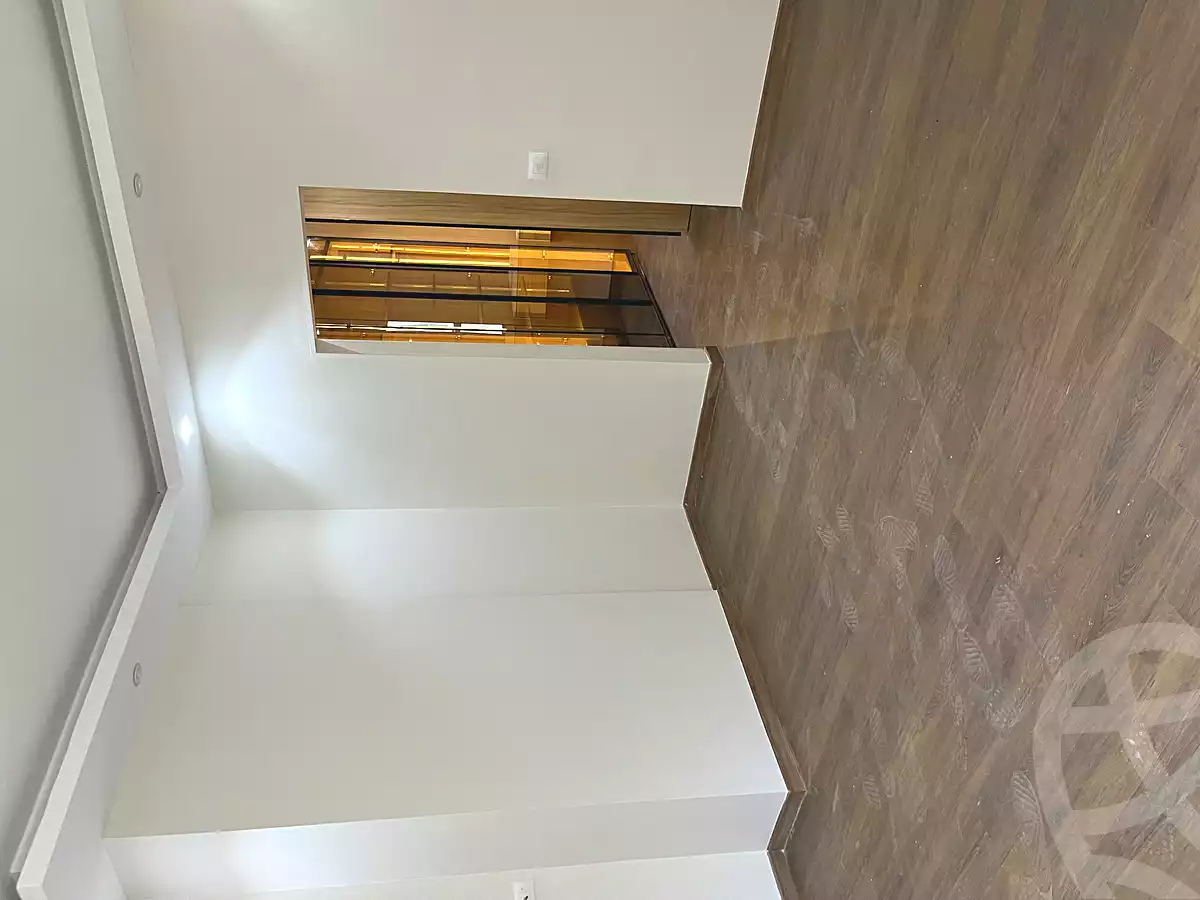 https://aqarmap.com.eg/en/listing/6935500-for-sale-cairo-new-cairo-compounds-dh-ykwn-2-ryzydns-styl-hwm