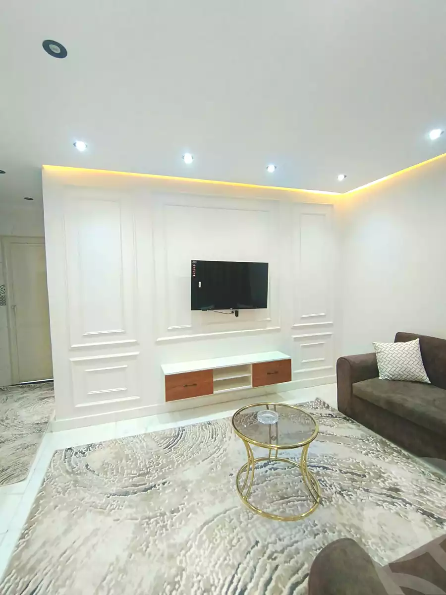 https://aqarmap.com.eg/ar/listing/7163116-for-rent-cairo-6th-of-october-mntq-fr-y-b-6-ktwbr