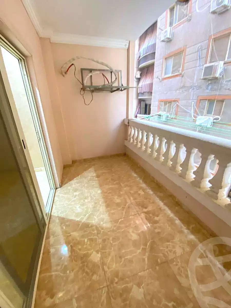 https://aqarmap.com.eg/en/listing/7163263-for-rent-cairo-el-haram-el-lebeny-el-magzar-el-aly-st