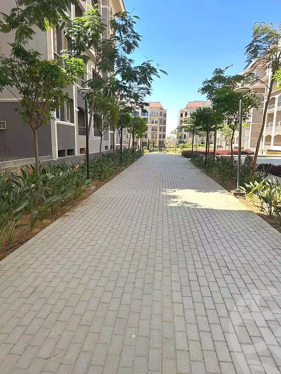 https://aqarmap.com.eg/en/listing/7163476-for-sale-cairo-new-cairo-compounds-kmbwnd-lnyb-l-m