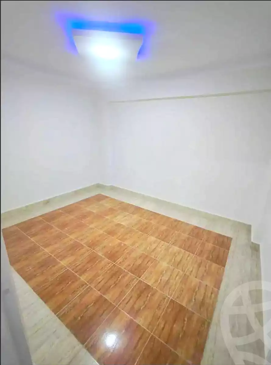 https://aqarmap.com.eg/ar/listing/7163583-for-sale-alexandria-al-agamy-el-hanouvel-gabir-hafez-st