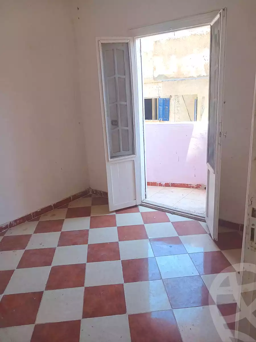 https://aqarmap.com.eg/ar/listing/7163588-for-sale-alexandria-al-agamy-el-hanouvel