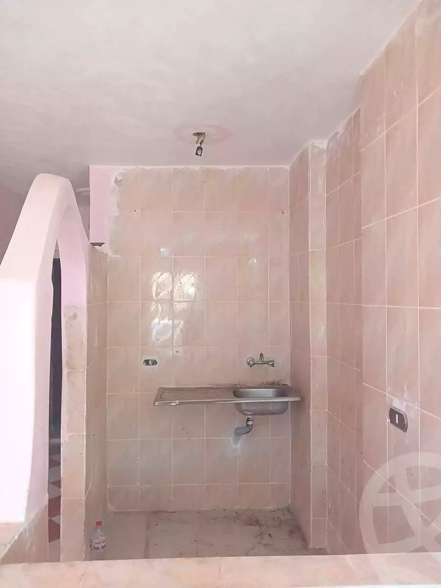 https://aqarmap.com.eg/ar/listing/7163588-for-sale-alexandria-al-agamy-el-hanouvel