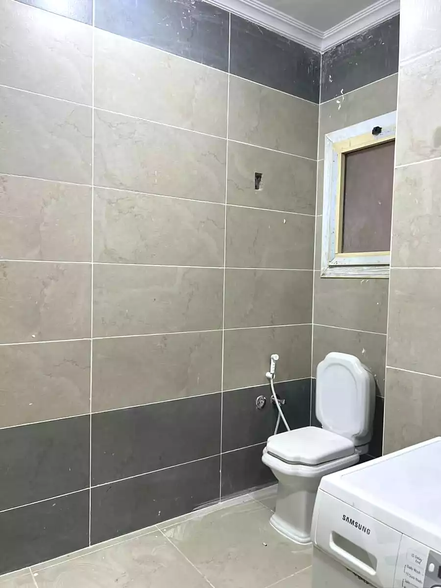 https://aqarmap.com.eg/en/listing/7163760-for-sale-cairo-el-sheikh-zayed-city-compounds-el-khamayel