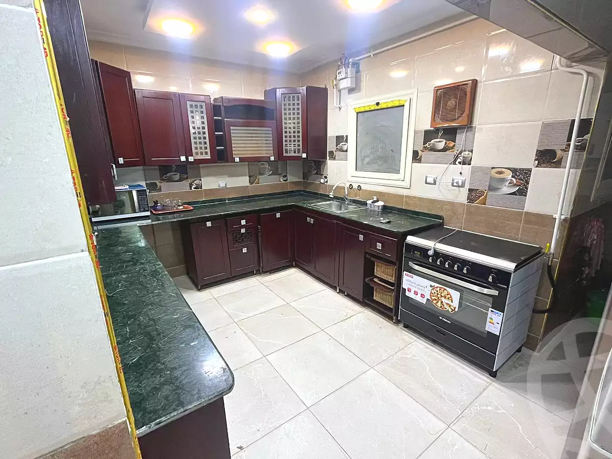 https://aqarmap.com.eg/ar/listing/7163872-for-rent-cairo-el-sheikh-zayed-city-compounds-el-khamayel