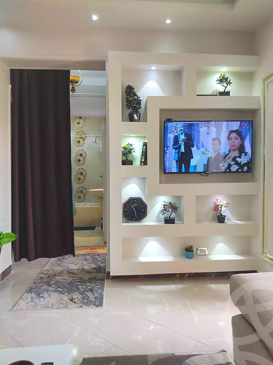 https://aqarmap.com.eg/ar/listing/7163890-for-rent-cairo-6th-of-october-compounds-dream-land-flower-resort