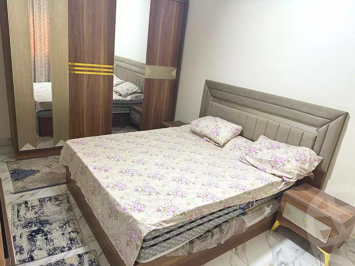 https://aqarmap.com.eg/ar/listing/7163897-for-rent-cairo-6th-of-october-el-ahyaa-neighborhood-2nd-divided-from-al-kafrawei-st