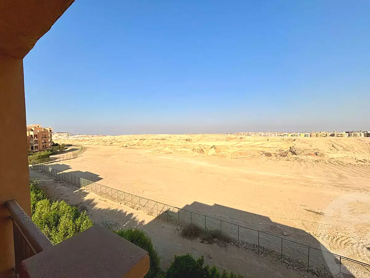 https://aqarmap.com.eg/ar/listing/7163929-for-sale-cairo-6th-of-october-compounds-dream-land-flower-resort