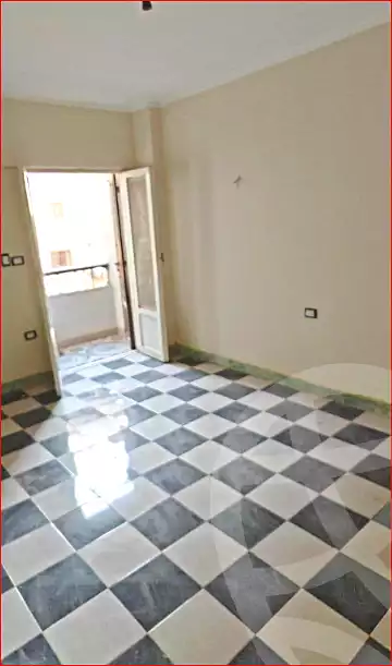 https://aqarmap.com.eg/en/listing/7163952-for-sale-cairo-helwan-helwan-el-sharkeya-mostafa-safwat-st