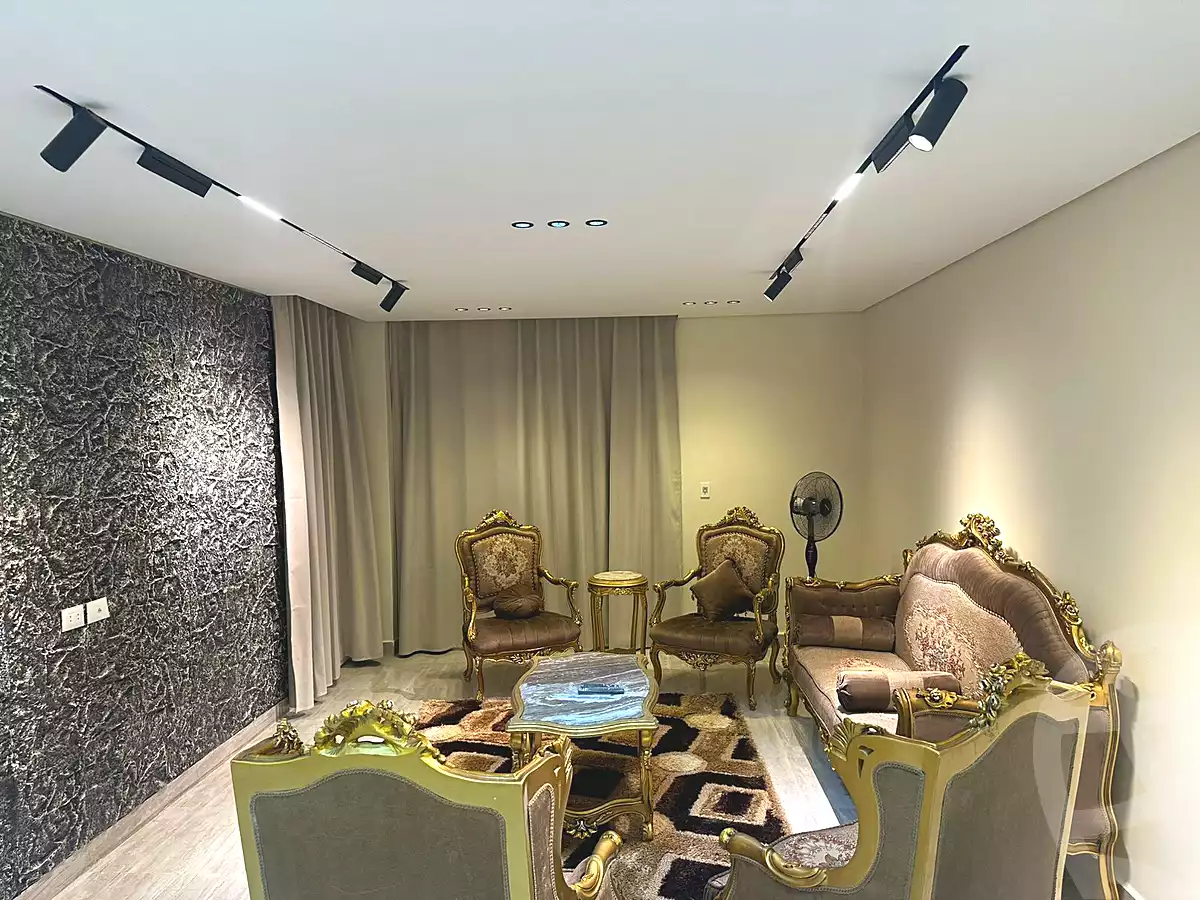 https://aqarmap.com.eg/ar/listing/7163995-for-rent-cairo-6th-of-october-compounds-jn-ktwbr