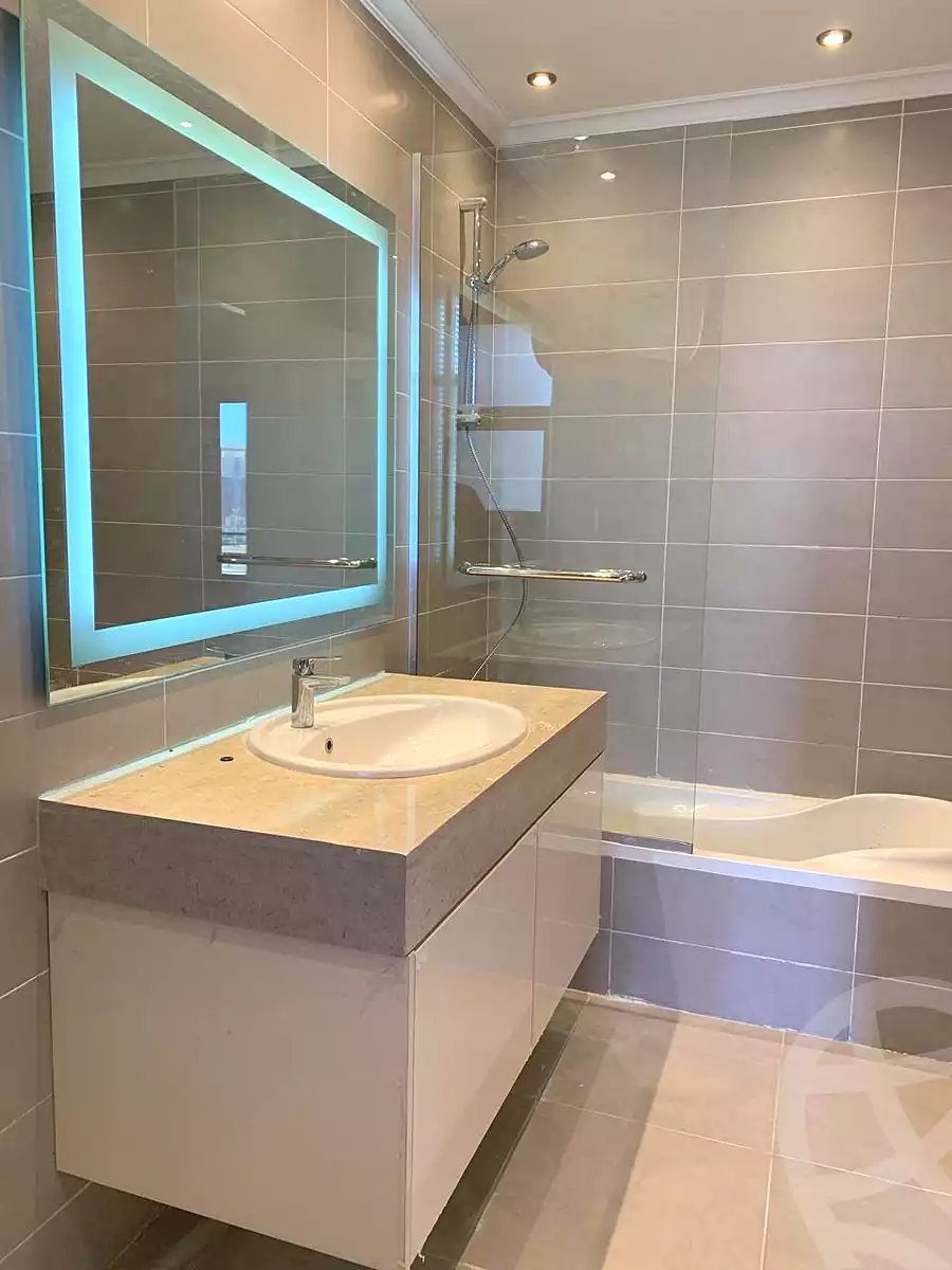 https://aqarmap.com.eg/ar/listing/7164030-for-rent-cairo-6th-of-october-compounds-palm-parks