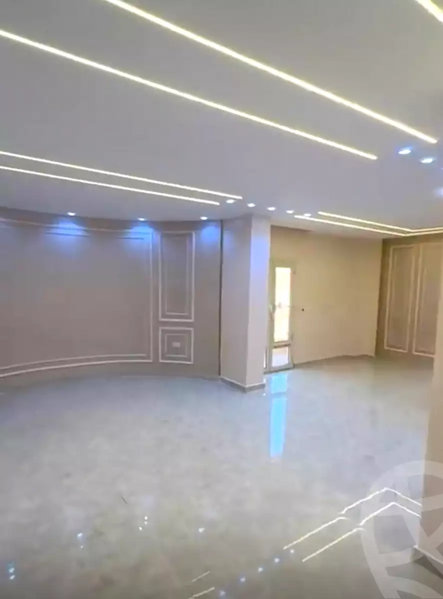 https://aqarmap.com.eg/ar/listing/7164047-for-sale-cairo-6th-of-october-el-ahyaa-neighborhood-4th-neighbourhood-2