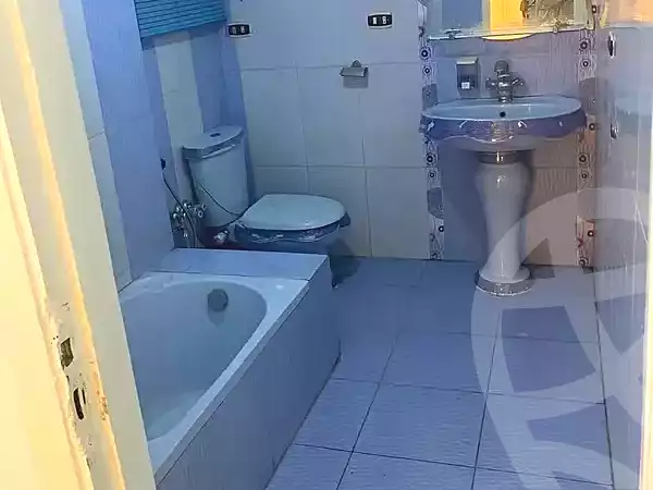 https://aqarmap.com.eg/en/listing/7164102-for-sale-cairo-el-zaytun-lzytwn-lshrqy-shr-mstfy-bsh