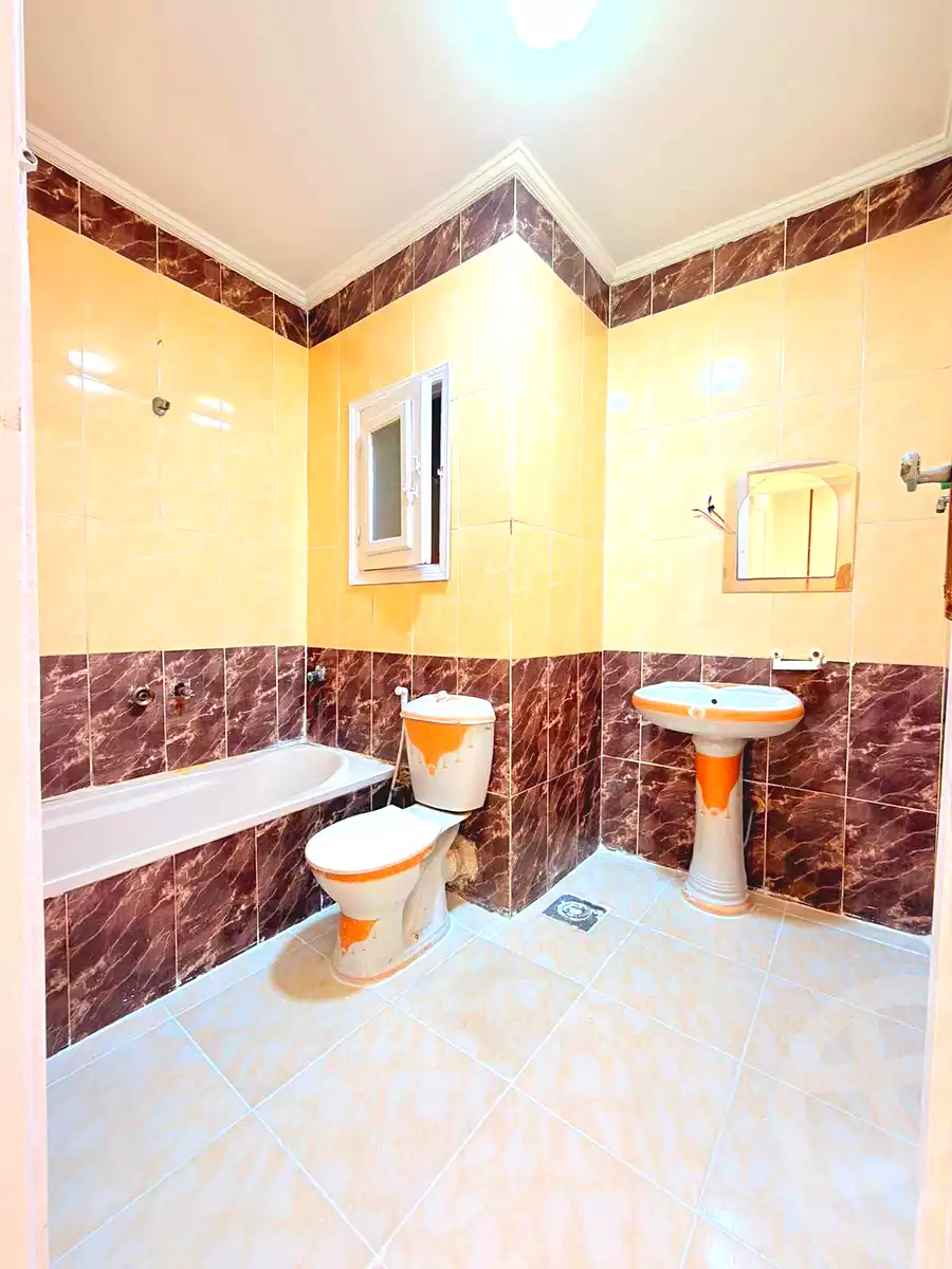 https://aqarmap.com.eg/en/listing/7164270-for-sale-alexandria-al-agamy-shataa-el-nakheel