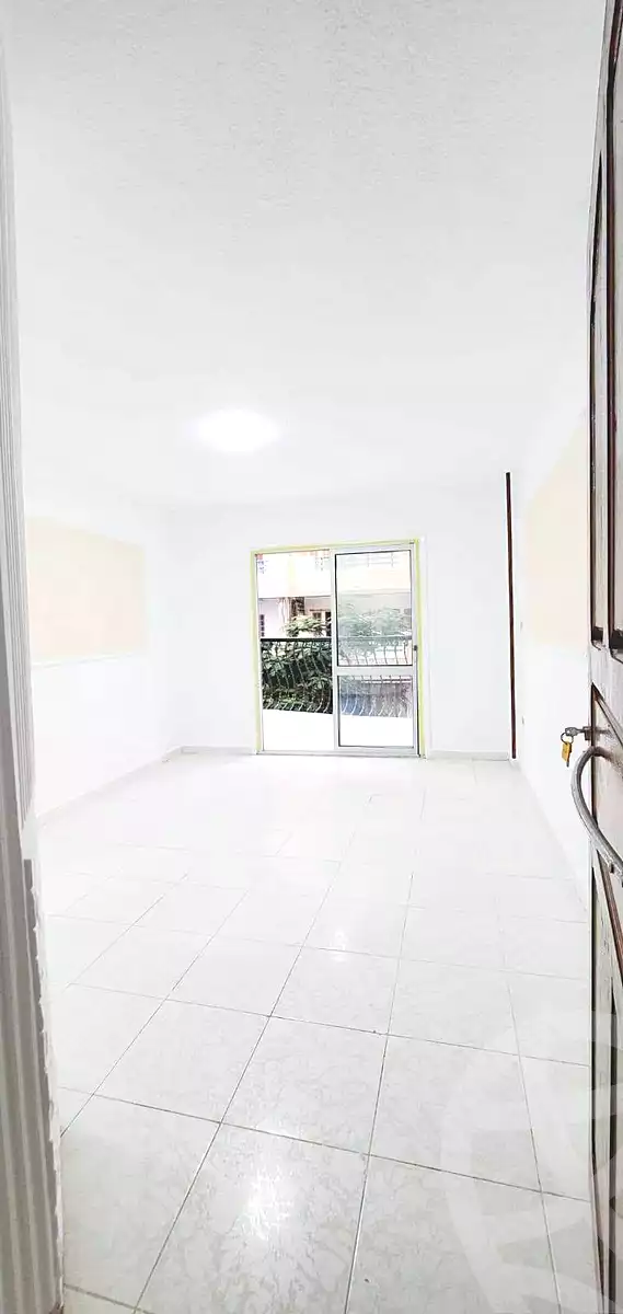 https://aqarmap.com.eg/en/listing/7164523-for-sale-alexandria-al-agamy-shataa-el-nakheel