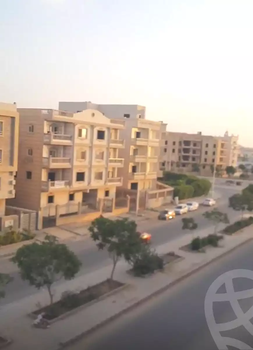 https://aqarmap.com.eg/ar/listing/7164757-for-sale-cairo-el-shorouk-lmntq-lthny-neighbourhood-1