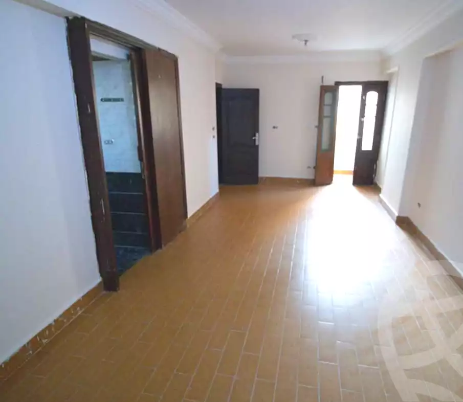 https://aqarmap.com.eg/en/listing/7165115-for-sale-alexandria-ganaklis
