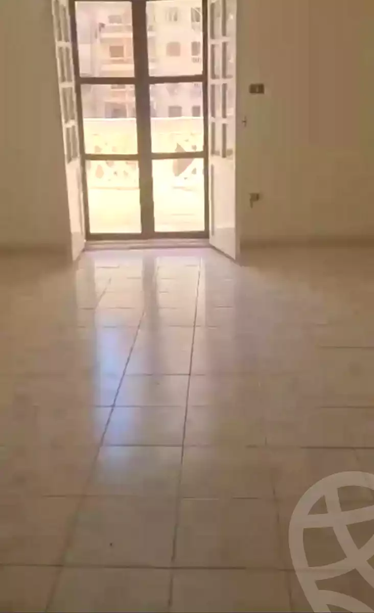https://aqarmap.com.eg/ar/listing/7165134-for-sale-alexandria-sydy-bshr