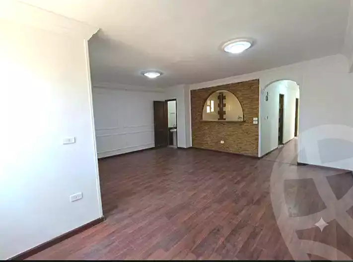 https://aqarmap.com.eg/ar/listing/7165215-for-sale-alexandria-sydy-bshr-sydy-bshr-bhry-shr-mhmd-njyb