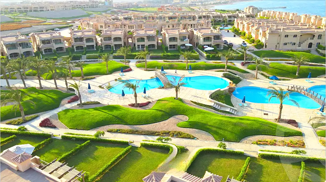 https://aqarmap.com.eg/ar/listing/7165424-for-sale-ain-elsokhna-resorts-la-vista-gardens