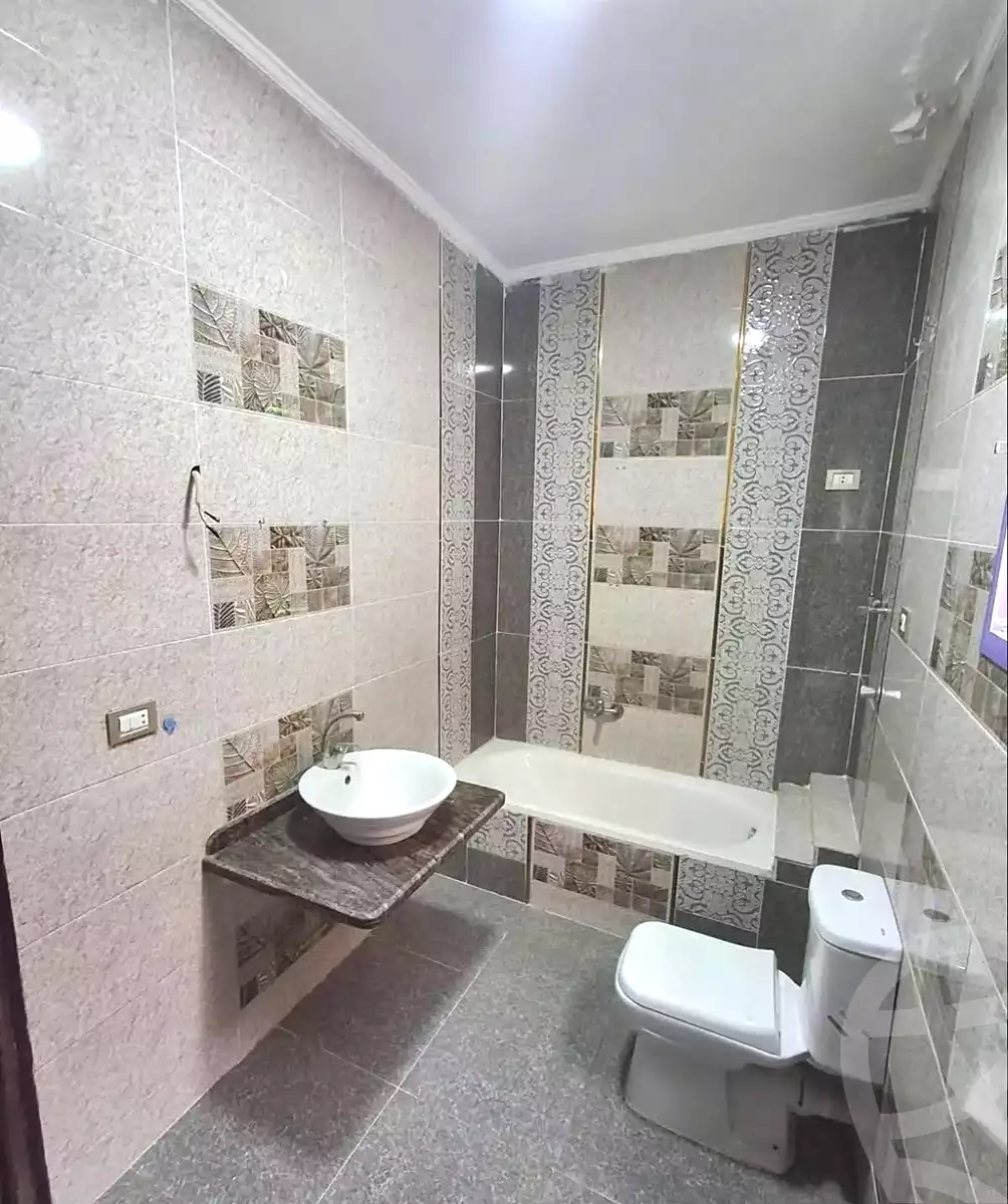 https://aqarmap.com.eg/en/listing/7165613-for-sale-alexandria-lsywf-shamaa