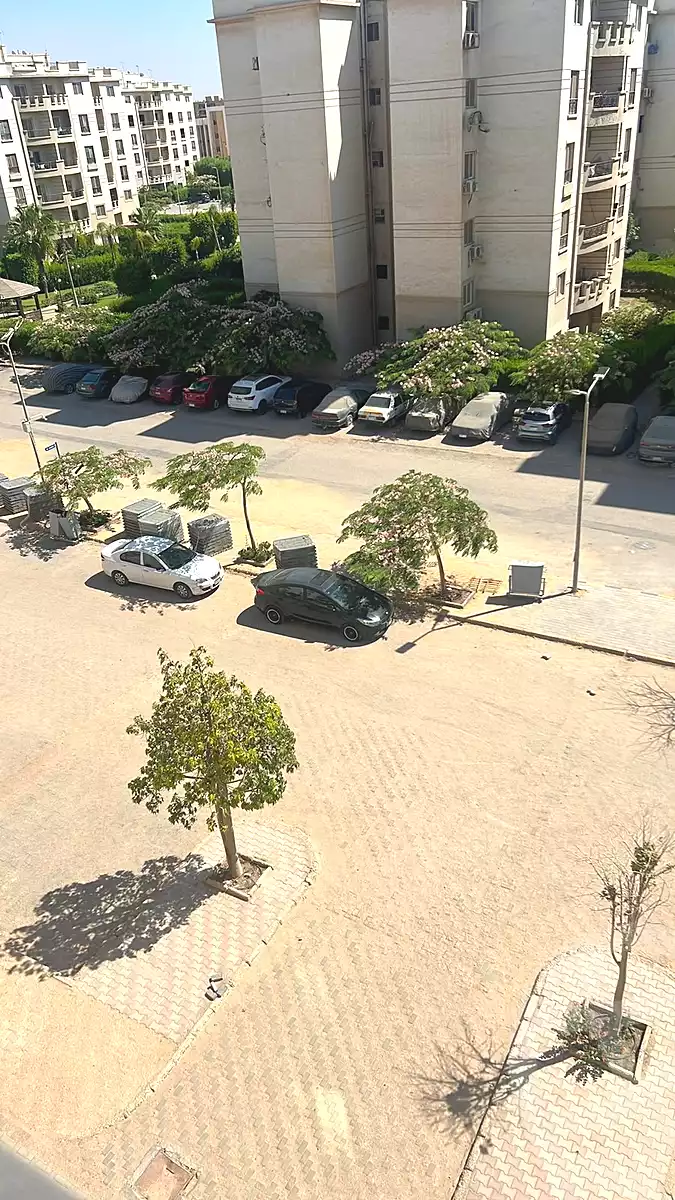 https://aqarmap.com.eg/en/listing/7165802-for-sale-cairo-6th-of-october-hadaeq-october-compounds-beta-gardens
