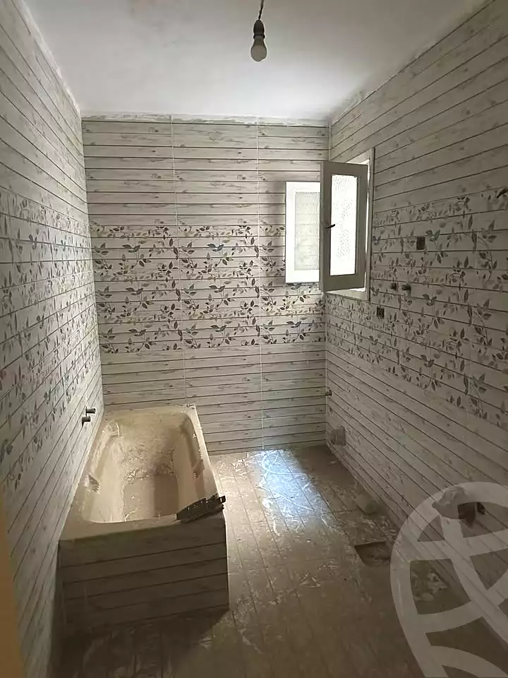 https://aqarmap.com.eg/ar/listing/7165925-for-sale-alexandria-al-agamy-el-hanouvel-radwan-st
