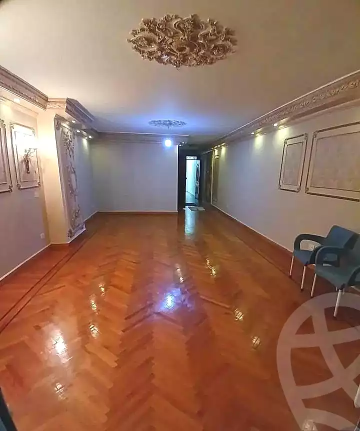 https://aqarmap.com.eg/ar/listing/7165955-for-rent-alexandria-glim