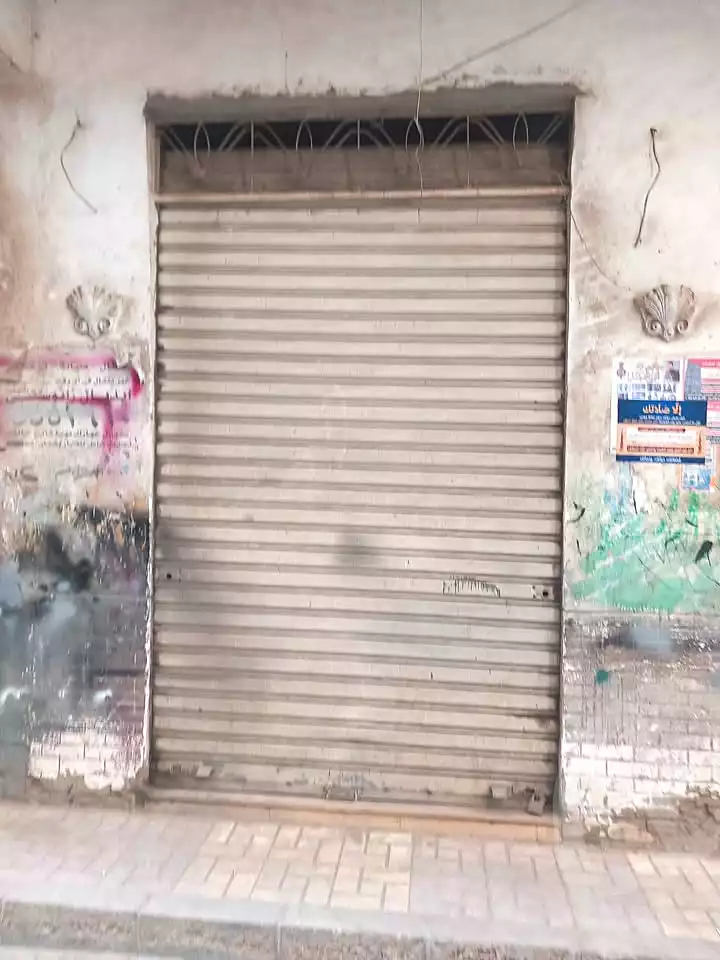 https://aqarmap.com.eg/ar/listing/7166073-for-sale-alexandria-alhadara-new-el-hadra