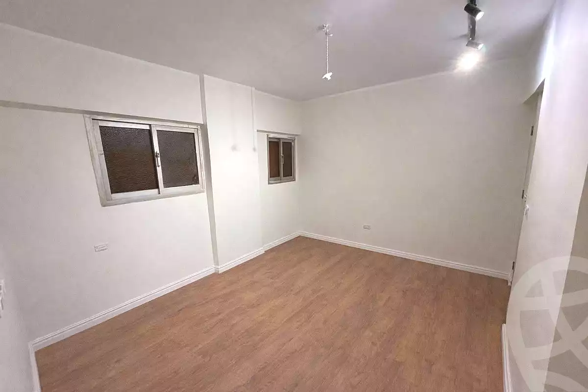 https://aqarmap.com.eg/en/listing/7166094-for-sale-cairo-faisal-shareaa-el-malek-fasel