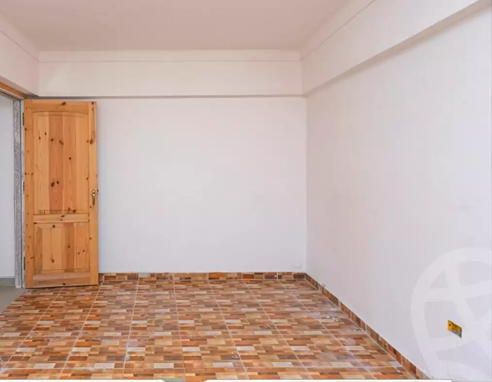 https://aqarmap.com.eg/ar/listing/7166235-for-sale-alexandria-el-asafra-l-sfr-bhry