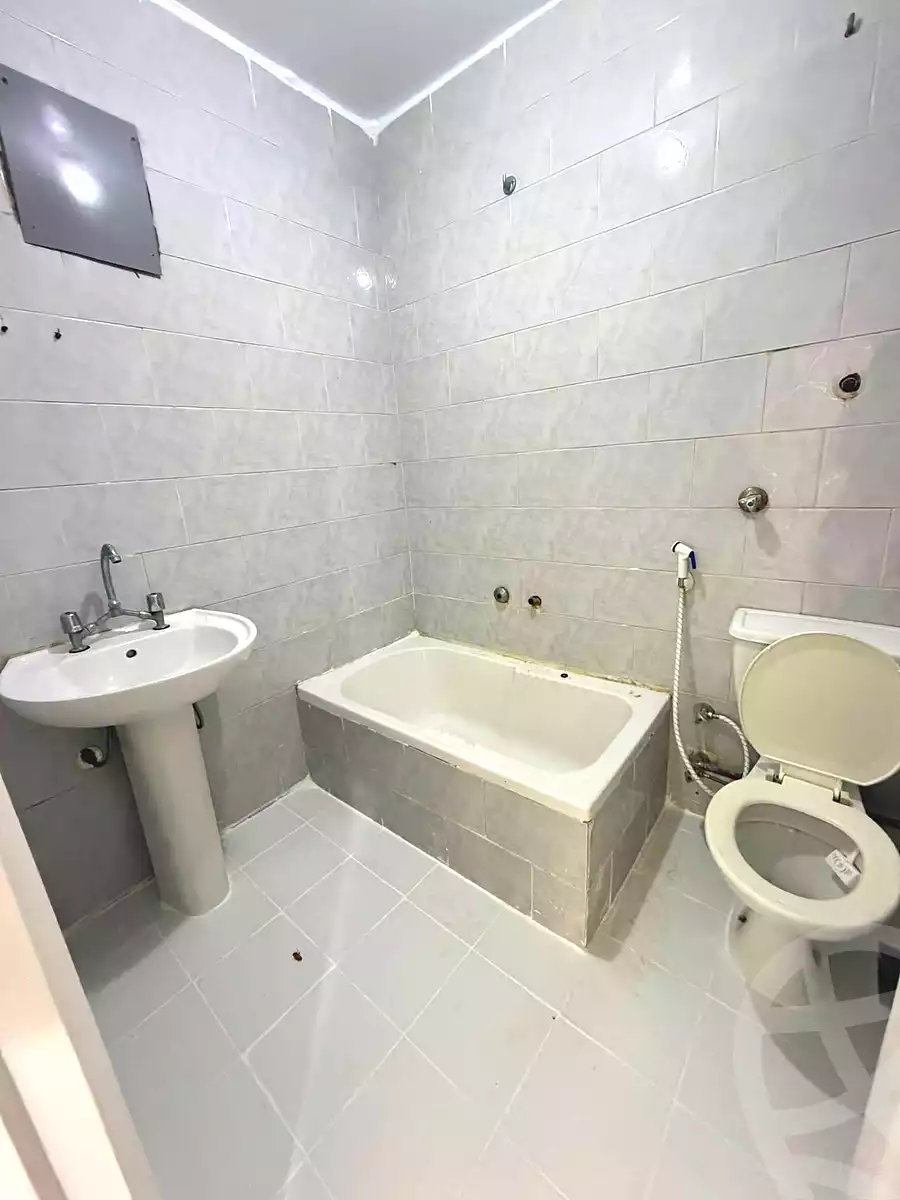 https://aqarmap.com.eg/ar/listing/7166420-for-sale-alexandria-al-agamy-shataa-el-nakheel