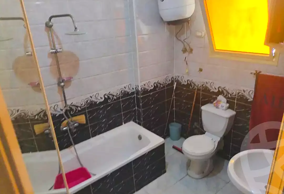 https://aqarmap.com.eg/en/listing/7166466-for-sale-alexandria-al-agamy-lbytsh-shahr-al-assal-st