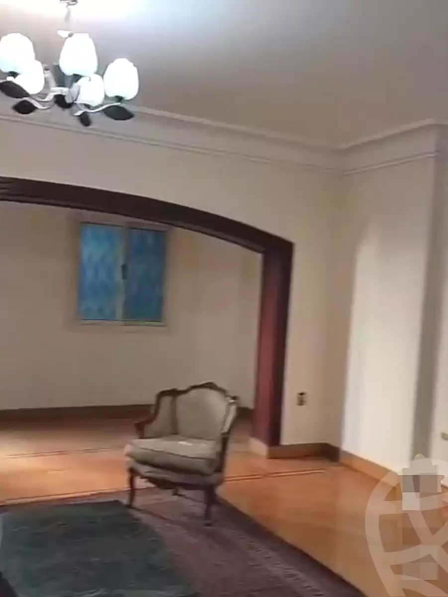 https://aqarmap.com.eg/en/listing/7166811-for-sale-cairo-ljyz-shareaa-morad  charel degol