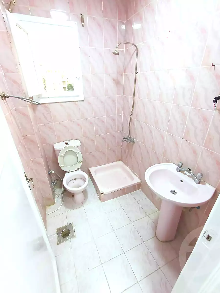 https://aqarmap.com.eg/en/listing/7167008-for-sale-alexandria-al-agamy