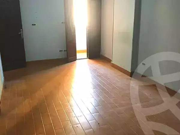 https://aqarmap.com.eg/ar/listing/7167469-for-sale-alexandria-ganaklis-shr-bw-qyr-tryq-lhry