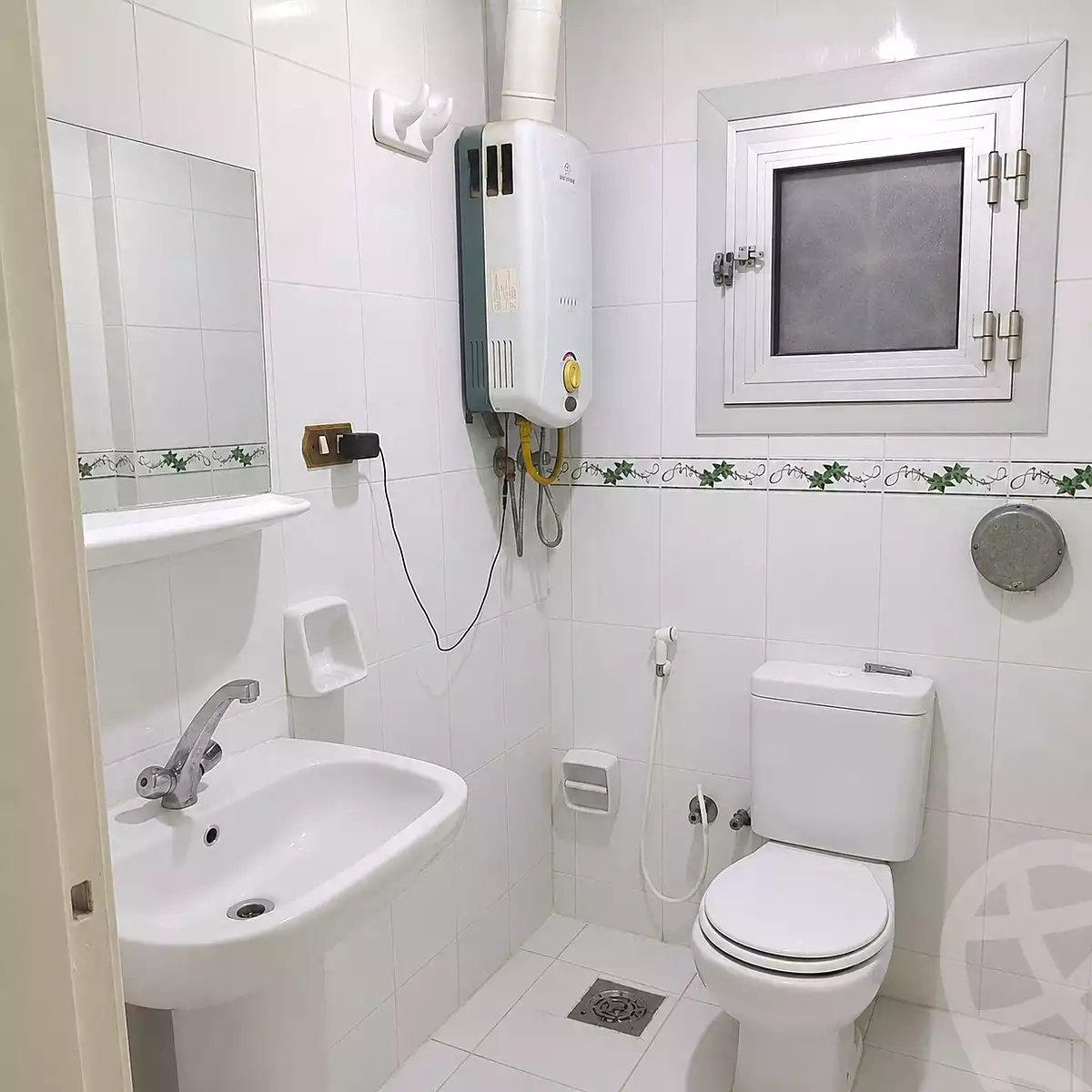 https://aqarmap.com.eg/ar/listing/7167682-for-rent-cairo-6th-of-october-el-ahyaa-neighborhood-7th-ahmed-rateb-saad-ibn-ebada-st
