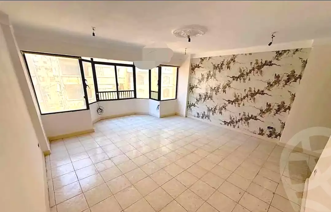 https://aqarmap.com.eg/en/listing/7167762-for-sale-alexandria-sydy-bshr-sydy-bshr-bhry-shr-khld-bn-lwlyd
