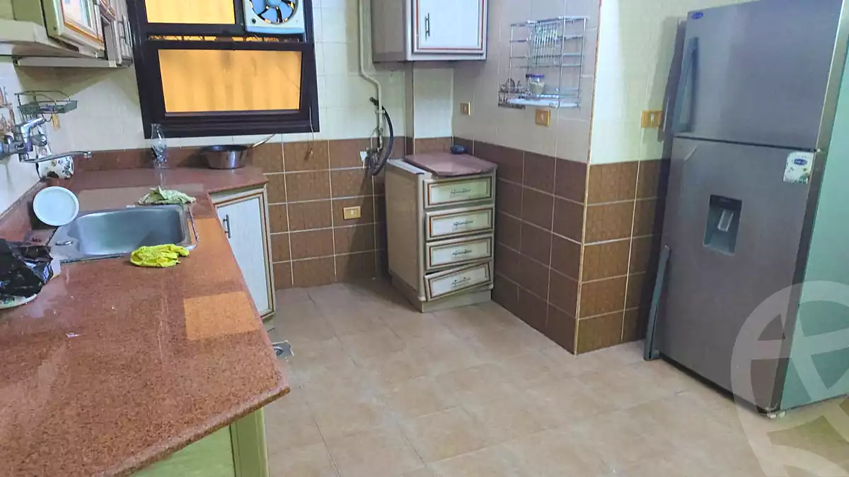 https://aqarmap.com.eg/ar/listing/7167795-for-rent-cairo-6th-of-october-el-ahyaa-neighborhood-2nd-divided-from-al-kafrawei-st