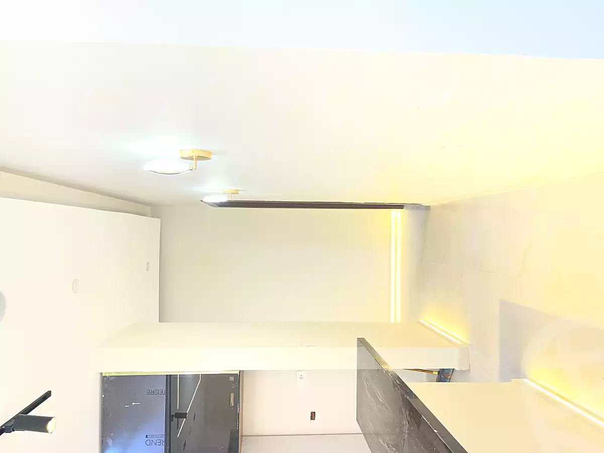 https://aqarmap.com.eg/ar/listing/6935500-for-rent-cairo-new-cairo-compounds-dh-ykwn-2-ryzydns-styl-hwm