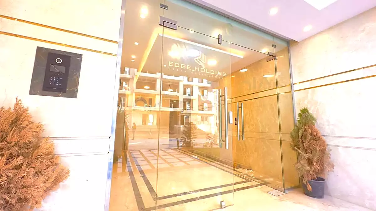 https://aqarmap.com.eg/en/listing/7167927-for-sale-cairo-new-administrative-capital-r7-oia