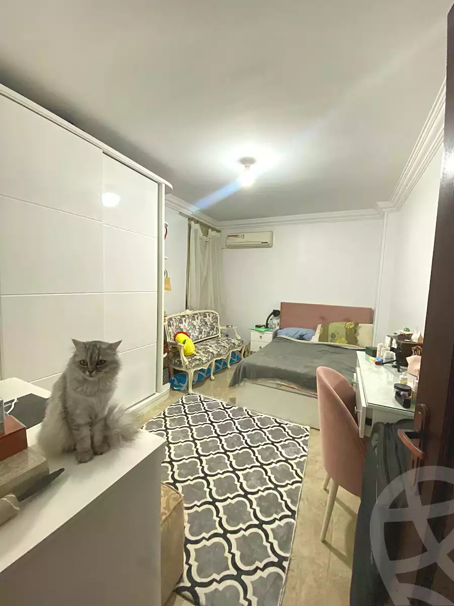 https://aqarmap.com.eg/ar/listing/7167973-for-sale-cairo-6th-of-october-el-ahyaa-neighborhood-3rd-al-hay-al-thalith-st